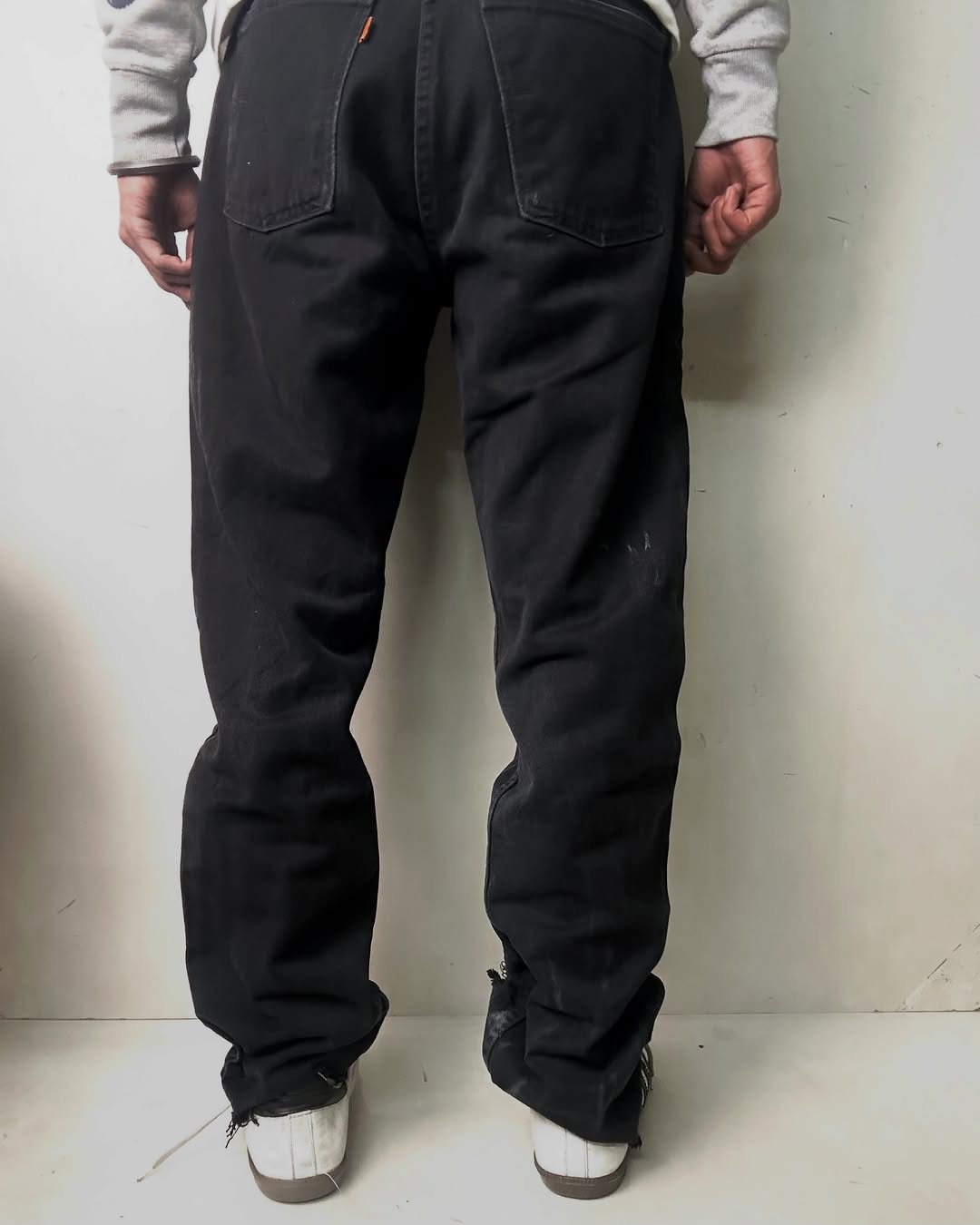 VTG LEVI’S RARE BLACK 615 EDITION BOTTOMS,W30/L42 - Image 4