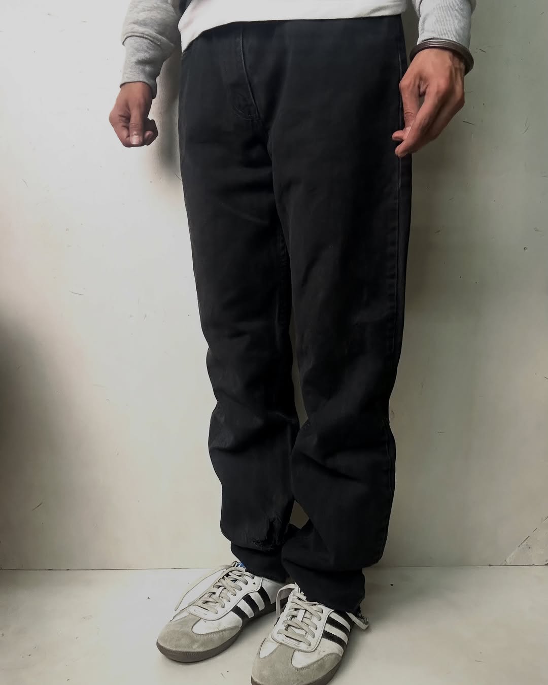 VTG LEVI’S RARE BLACK 615 EDITION BOTTOMS,W30/L42 - Image 3