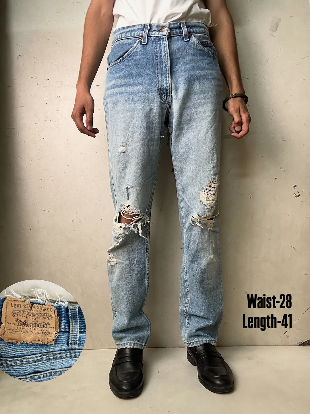 Levi’s Orange Tab Distressed Jeans,W28/L42