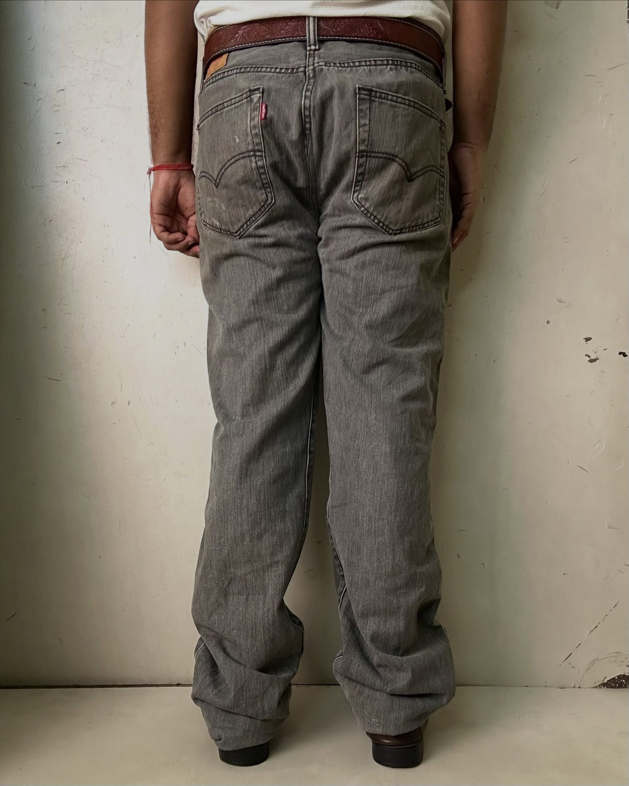VINTAGE LEVI’S RARE 501 GREY DENIM JEANS,W38/L43 - Image 2