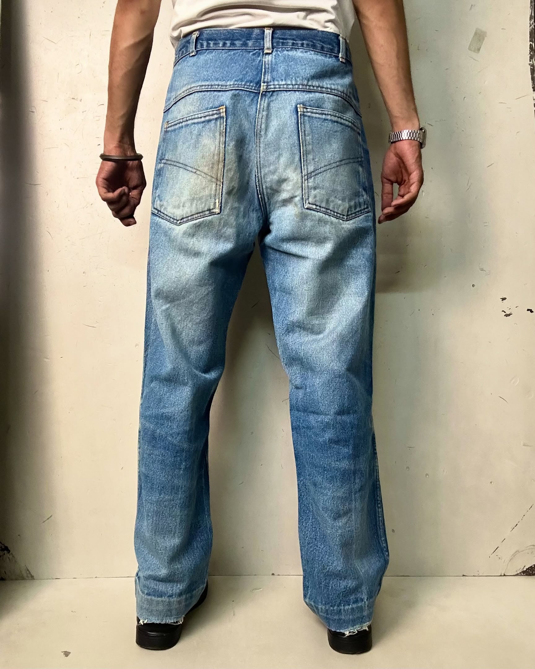 VINTAGE 90s BLUE LIGHT WASHED DENIM JEANS,W32/L40 - Image 4