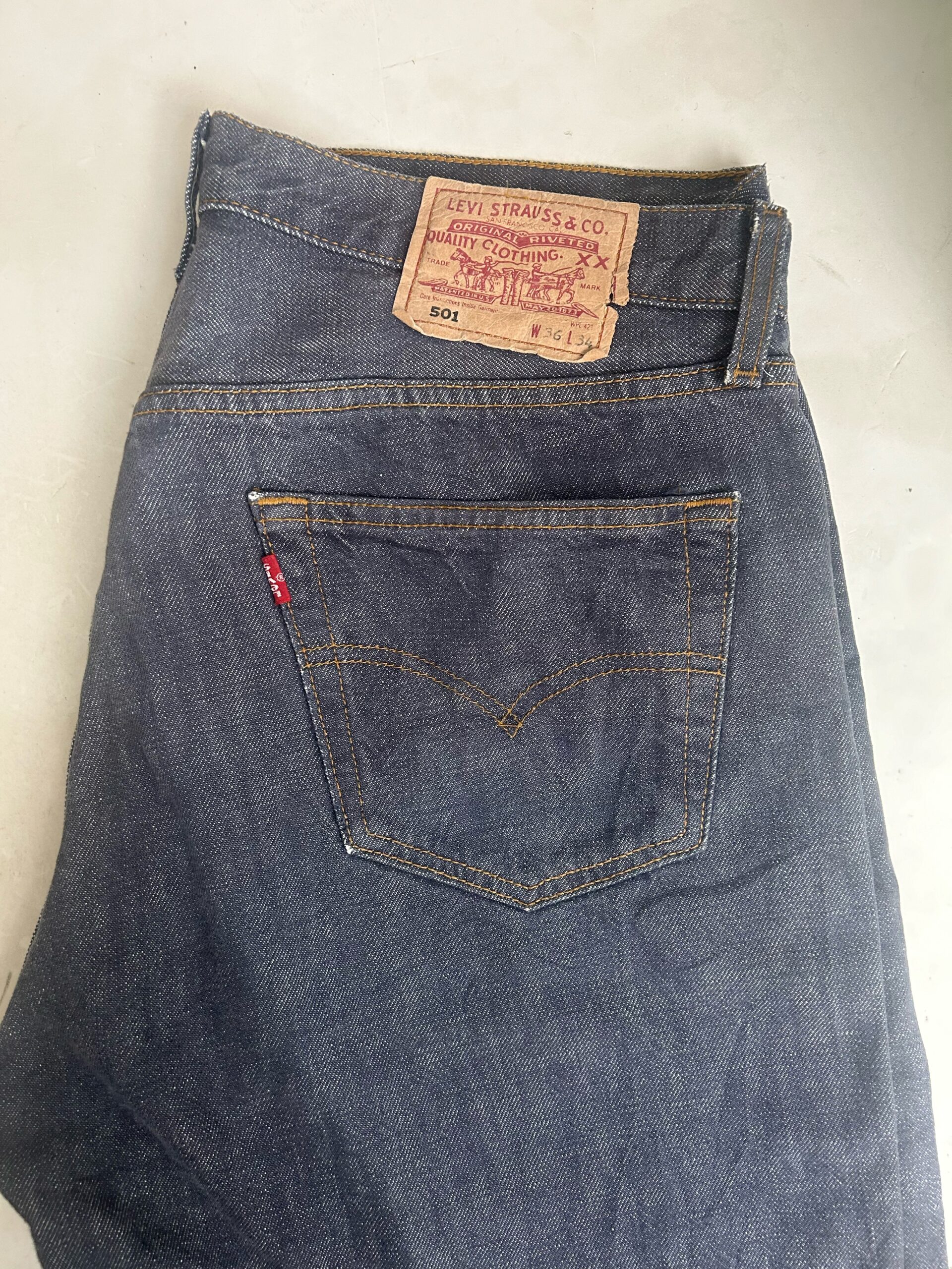 Levi’s 501 Vintage indigo raw washed Jeans,W36/L42 - Image 4