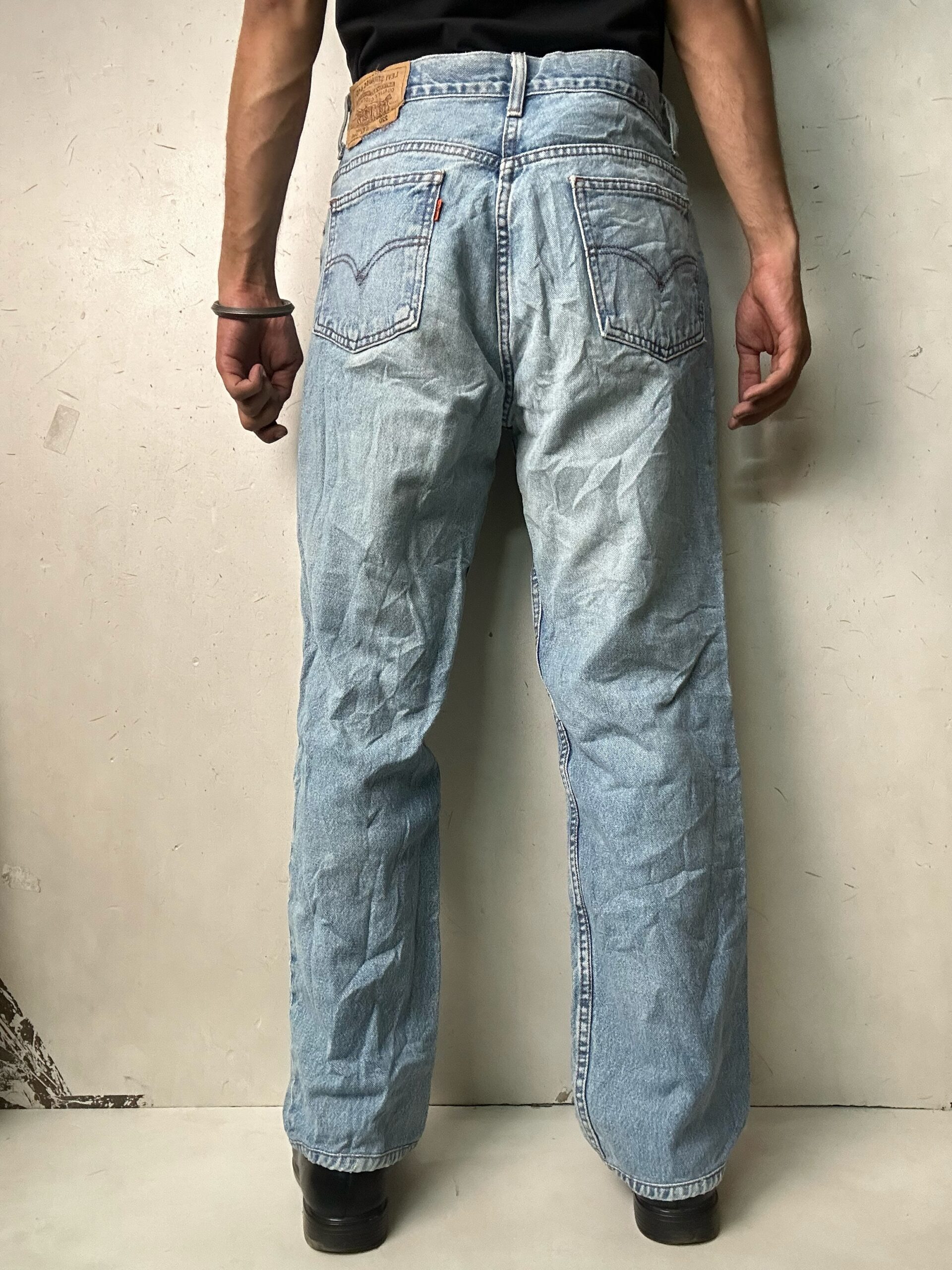 Levi’s 220 Orange Tab light washed Jeans,W32/L41 - Image 3