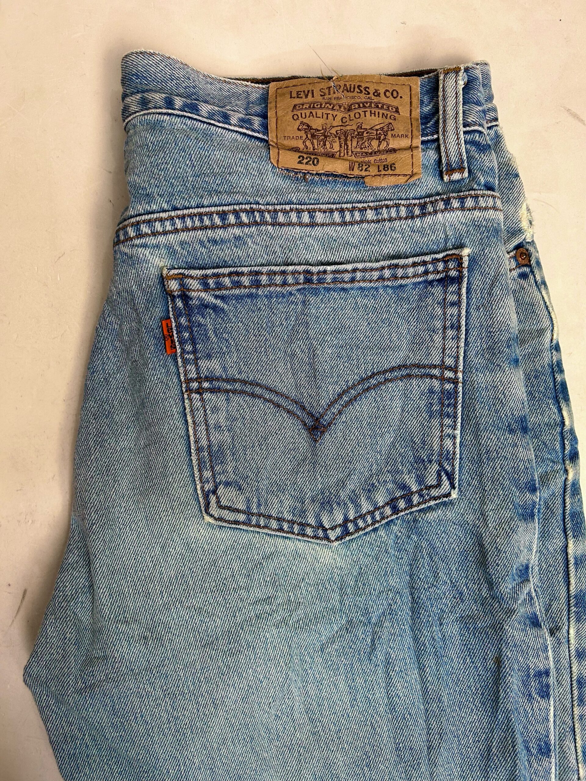 Levi’s 220 Orange Tab light washed Jeans,W32/L41 - Image 4