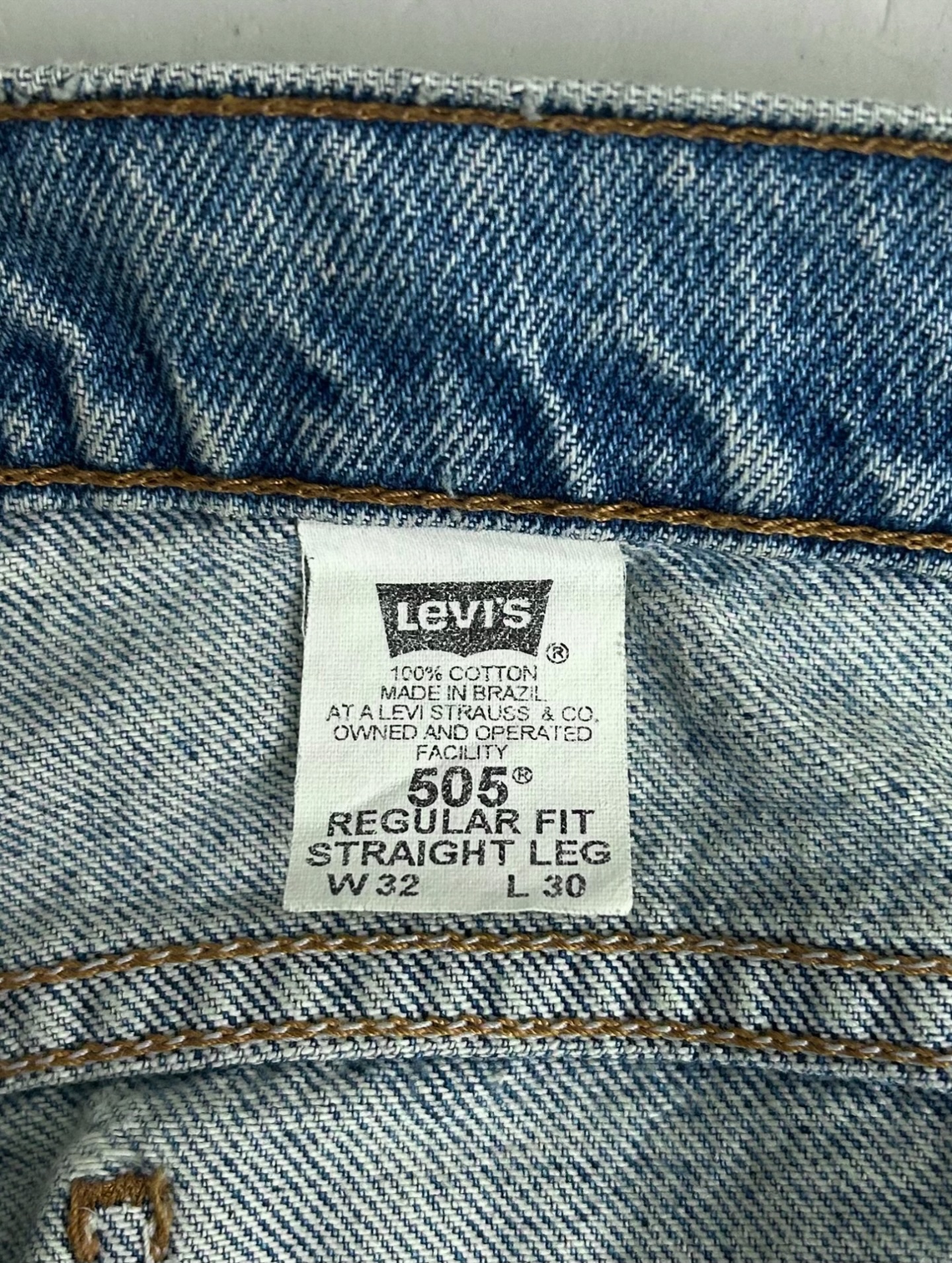 Vintage Levi’s 505 Orange Tab Light Washed Jeans,W32/L42 - Image 4