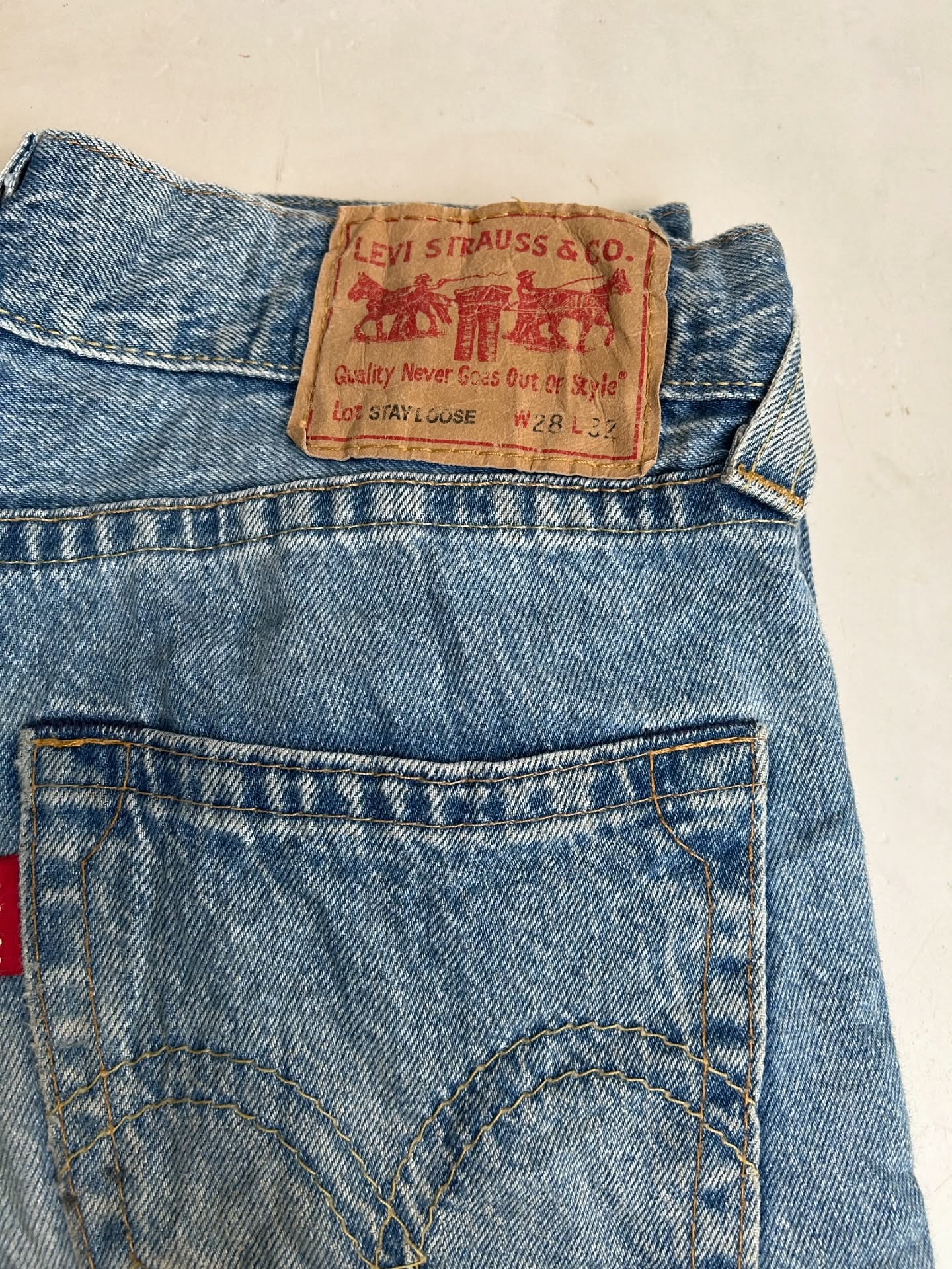 Levi’s Stay Loose Light Washed Baggy Jeans, W28/L42 - Image 4