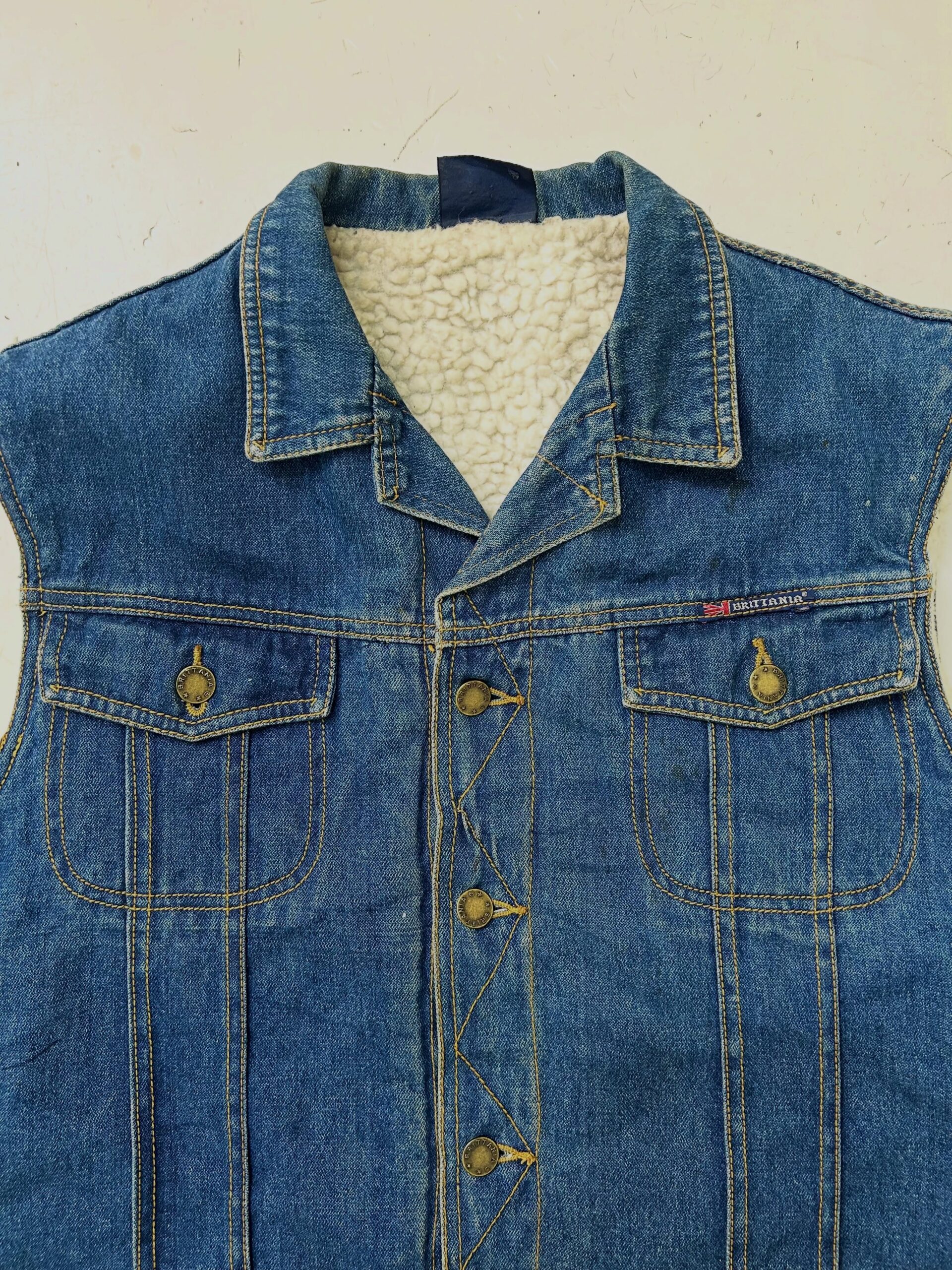 VTG PREMIUM BRITANIA DENIM VEST,Size-M,C40/L23 - Image 3