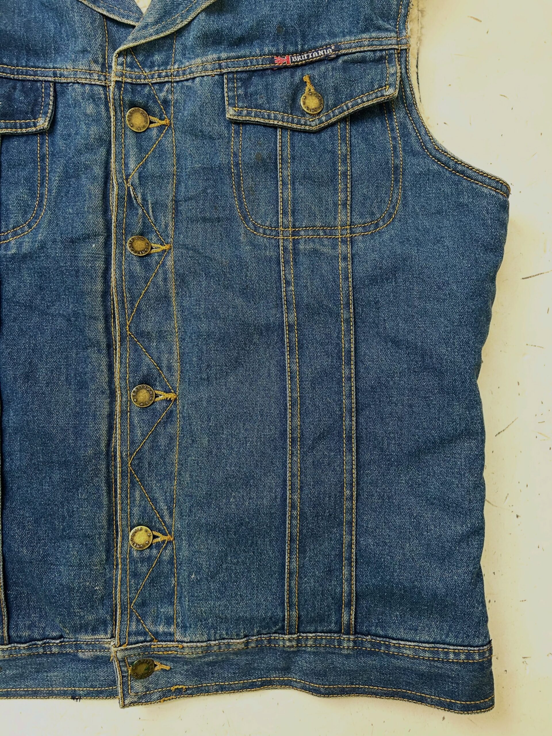 VTG PREMIUM BRITANIA DENIM VEST,Size-M,C40/L23 - Image 4