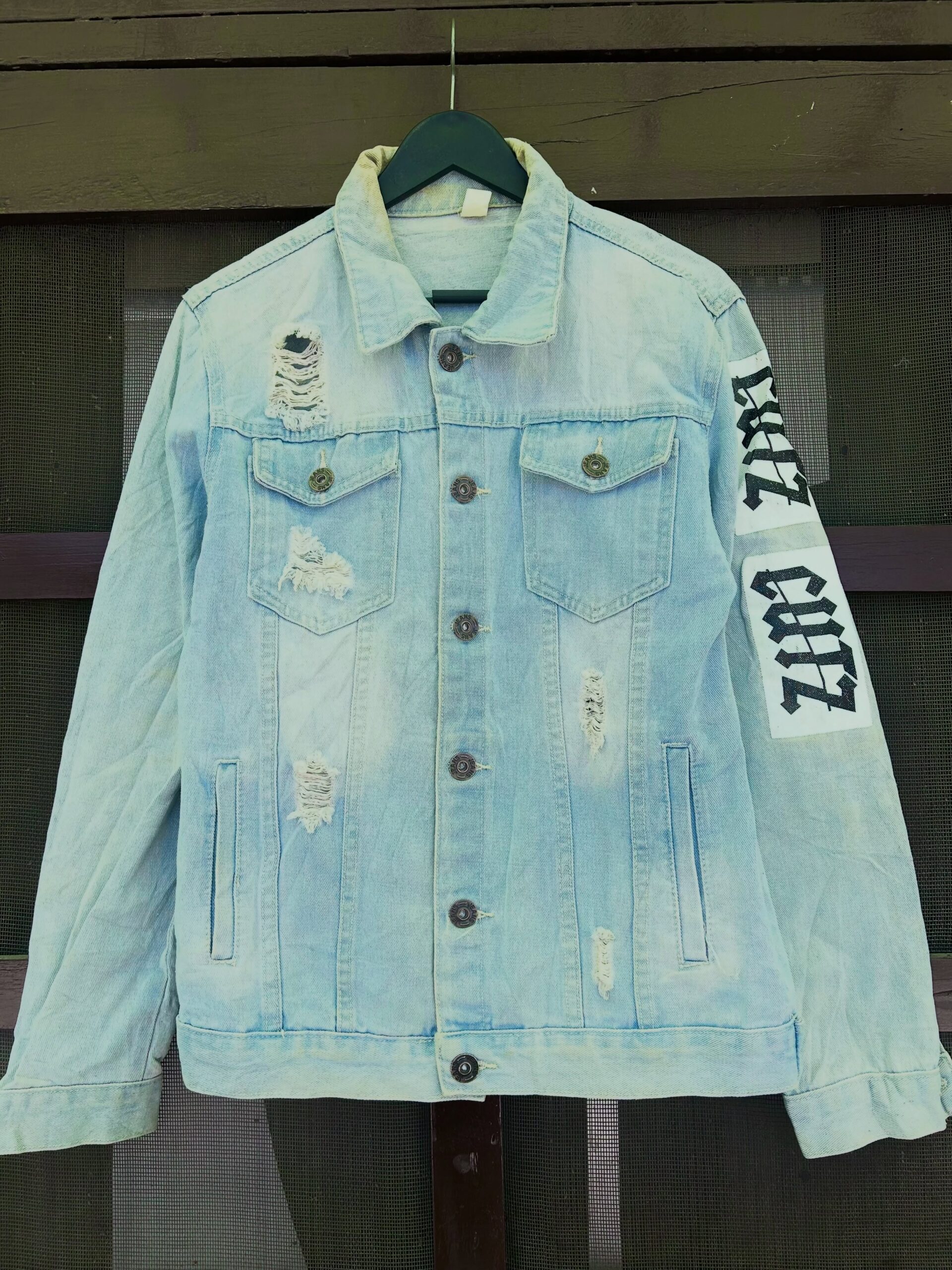 VTG DISTRESSED PATCHWORK DENIM JACKET, Size-S,C36/L25
