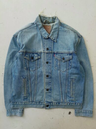 VTG 90s PREMIUM LEVI’S TRUCKER DENIM JACKET,Size-L,C46/L26